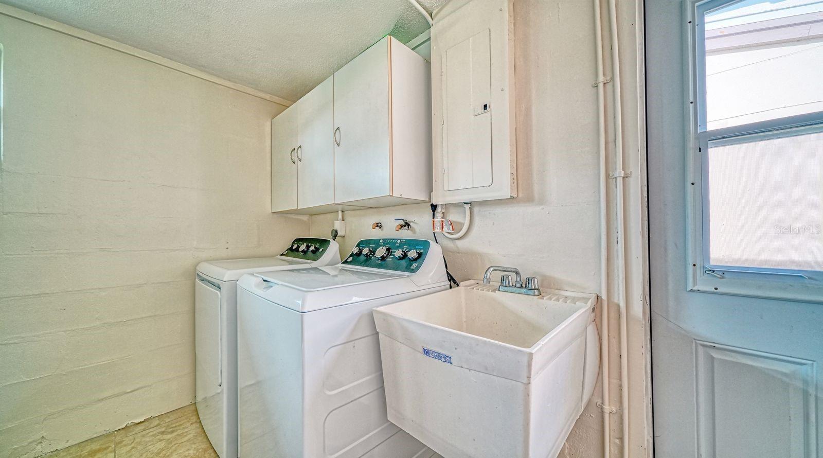 204 HOURGLASS WAY #V9