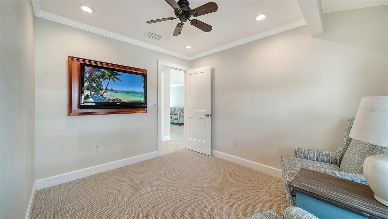 204 HOURGLASS WAY #V9