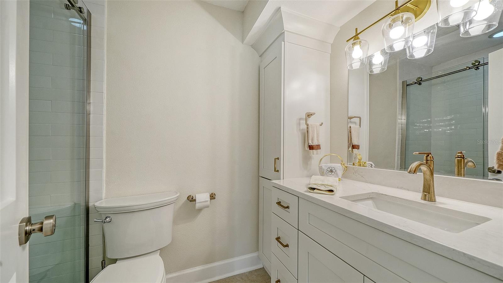 204 HOURGLASS WAY #V9