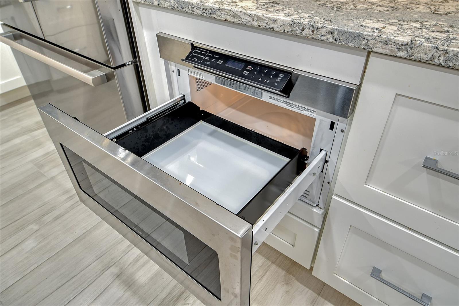 19 WHISPERING SANDS DR #1105