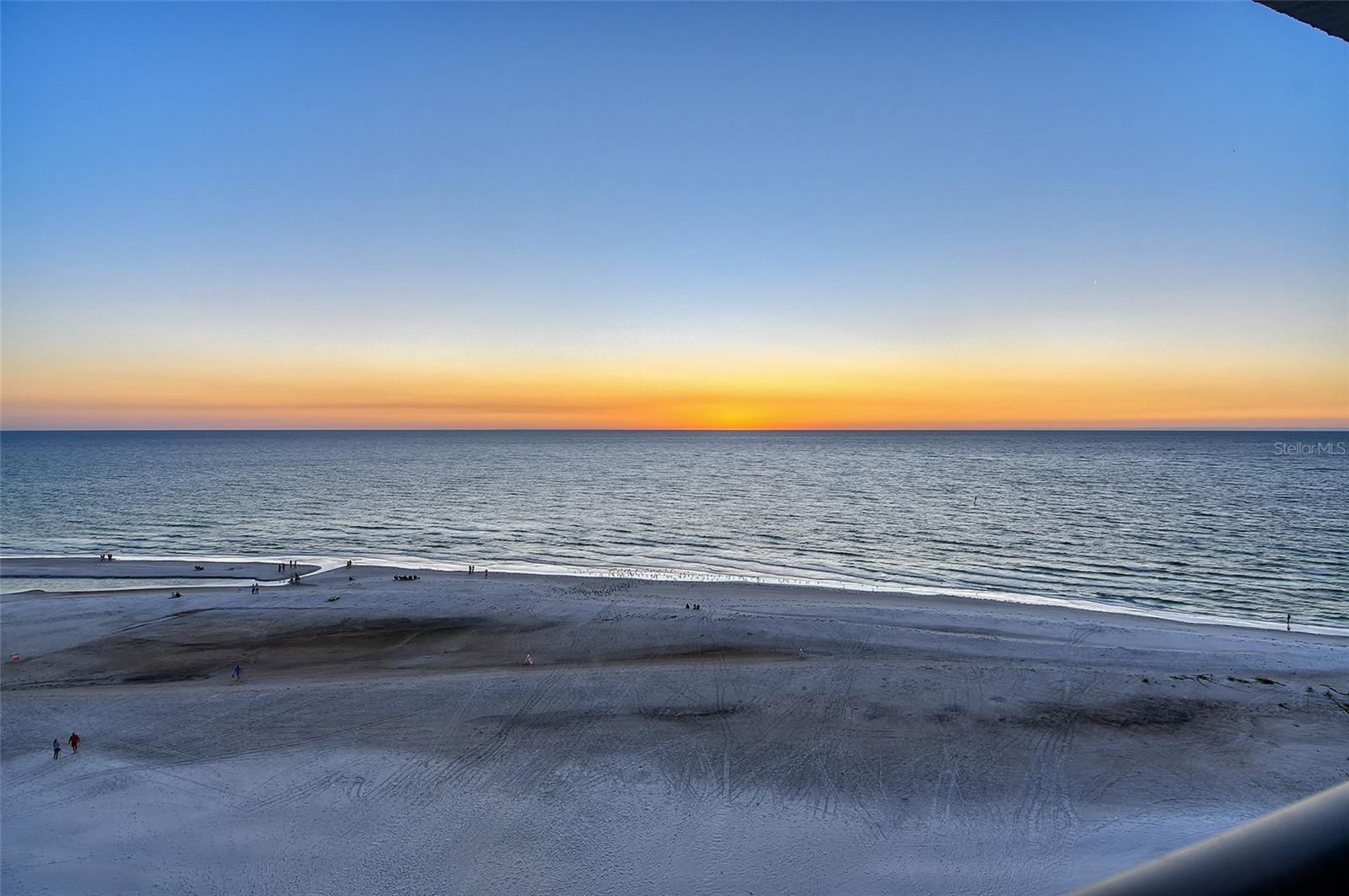 19 WHISPERING SANDS DR #1105