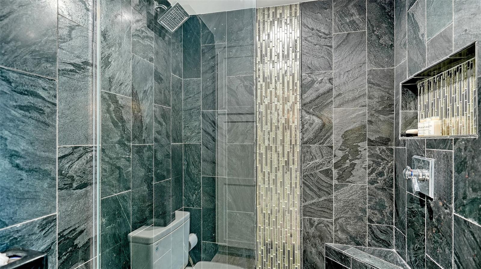 19 WHISPERING SANDS DR #1105