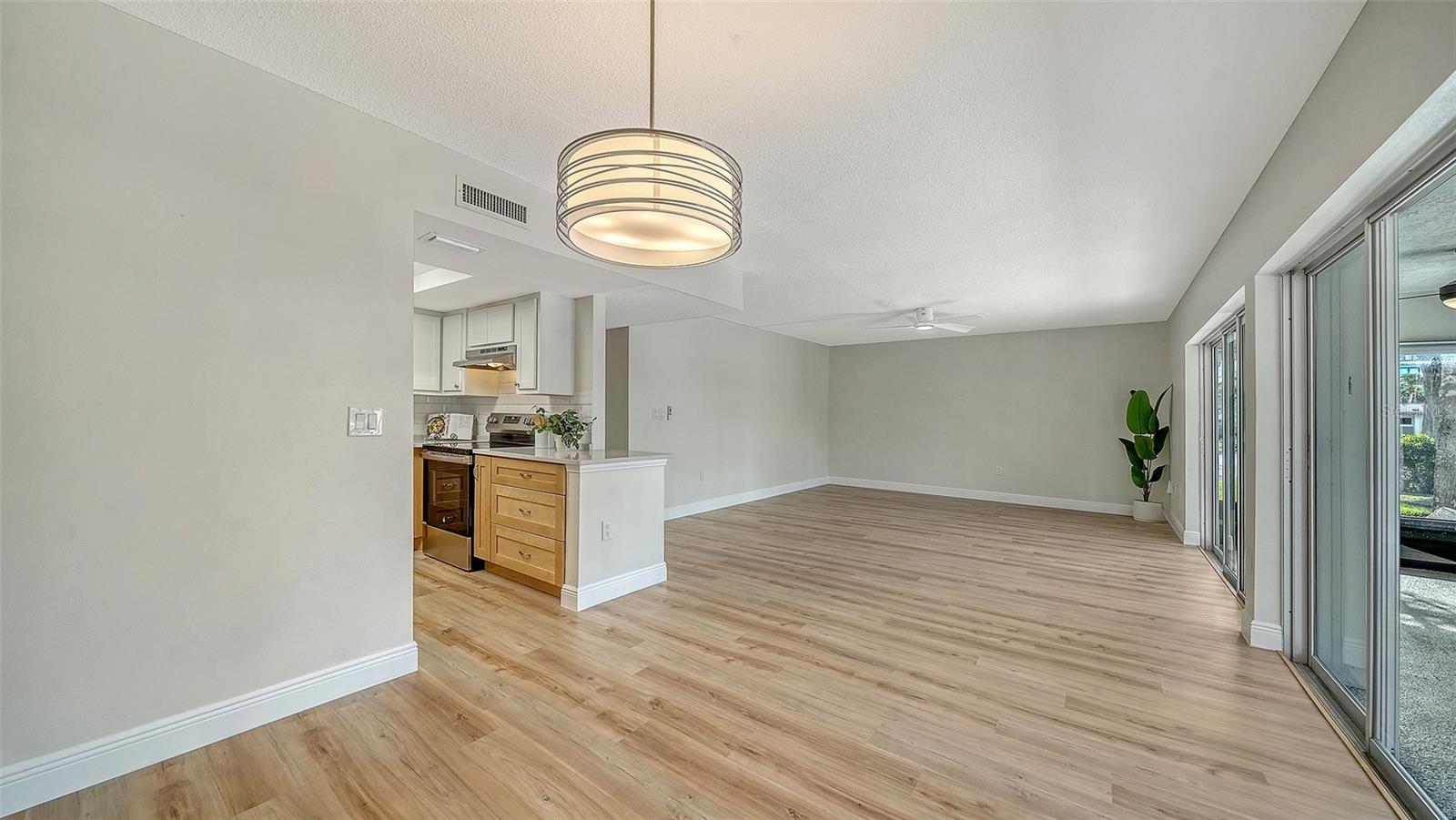 101 WHISPERING SANDS DR #107