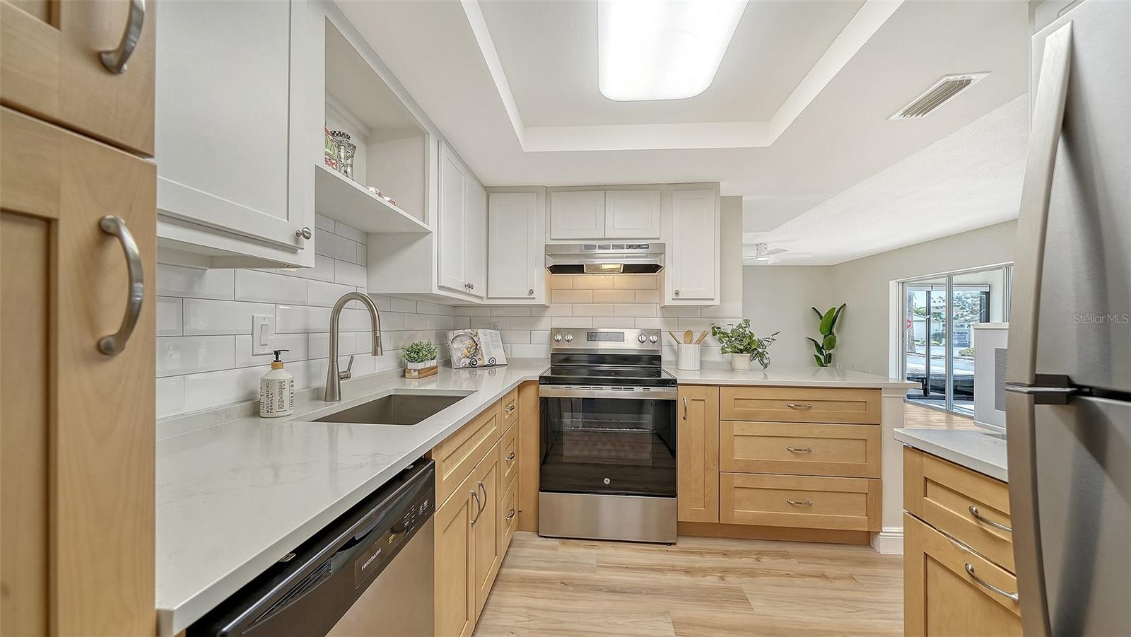 101 WHISPERING SANDS DR #107