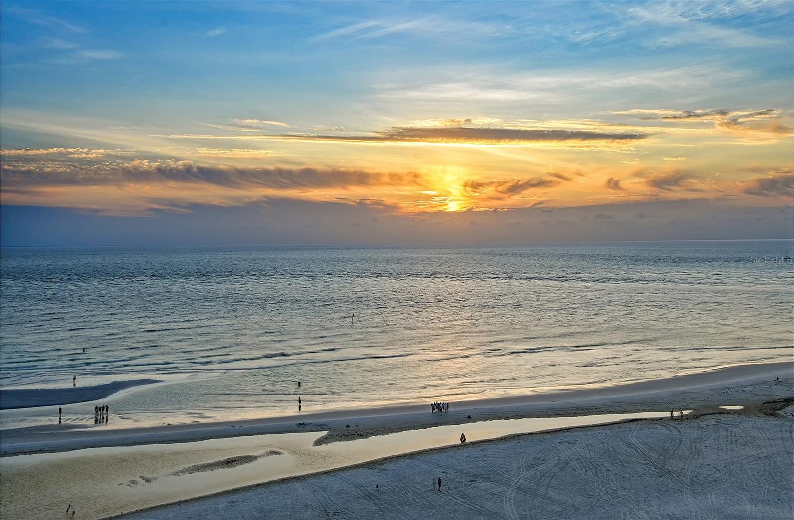 20 WHISPERING SANDS DR #1201