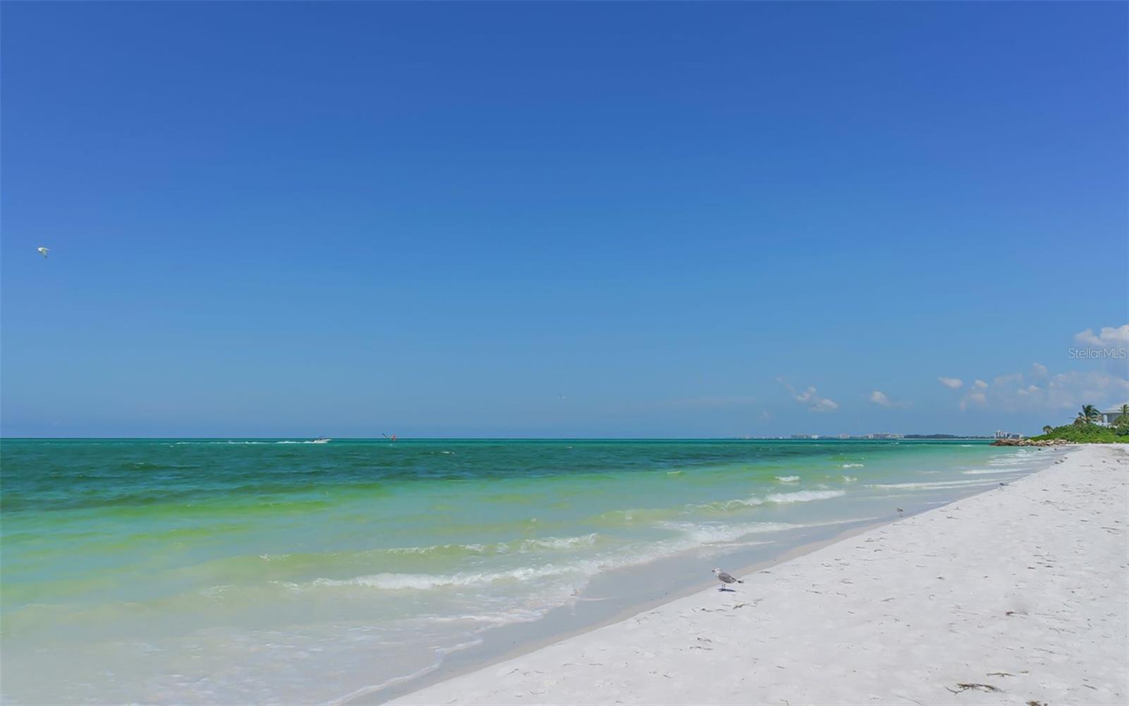 20 WHISPERING SANDS DR #1201