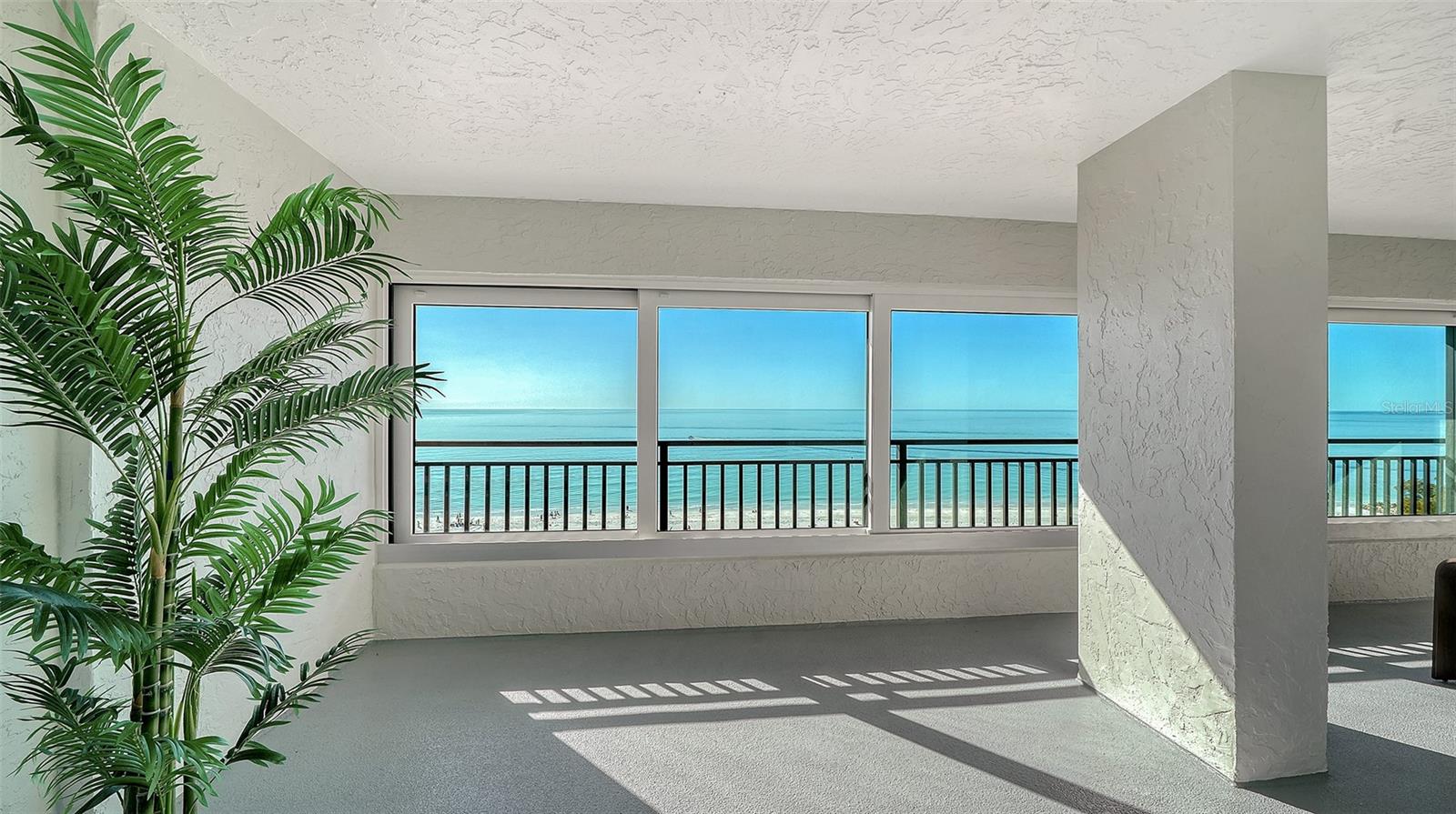 20 WHISPERING SANDS DR #1201