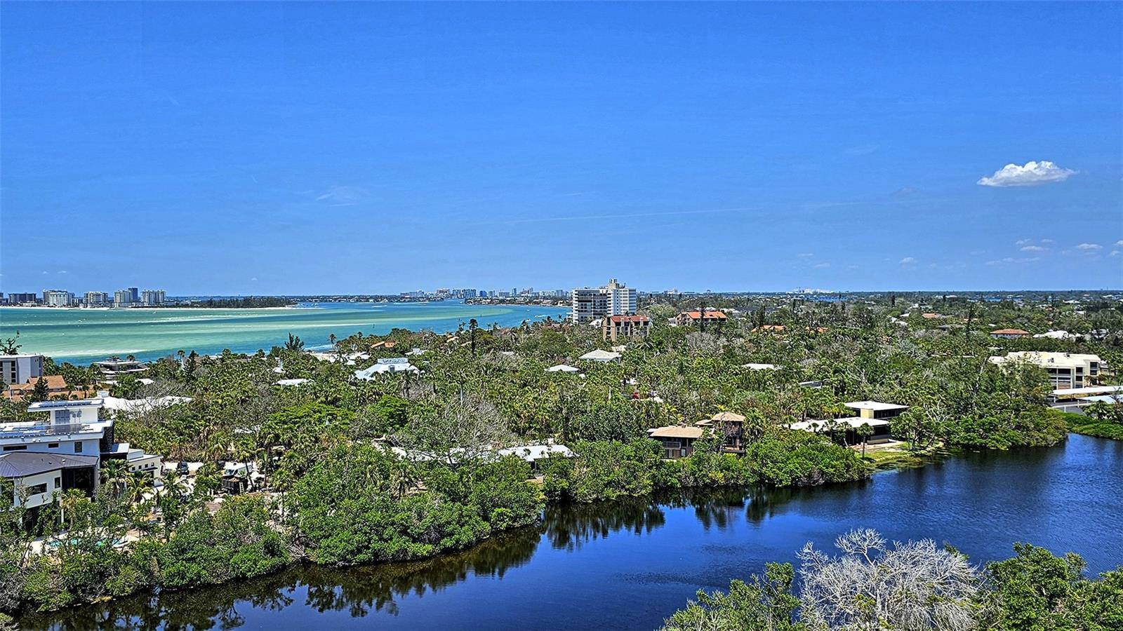 20 WHISPERING SANDS DR #1201