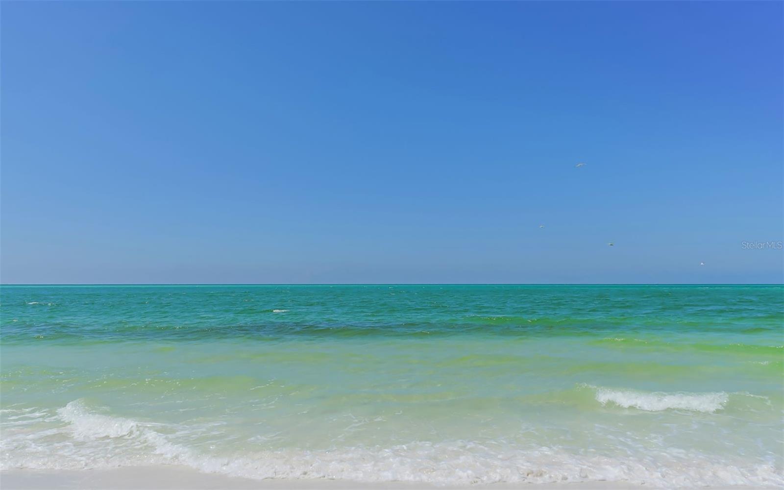 19 WHISPERING SANDS DR #1104