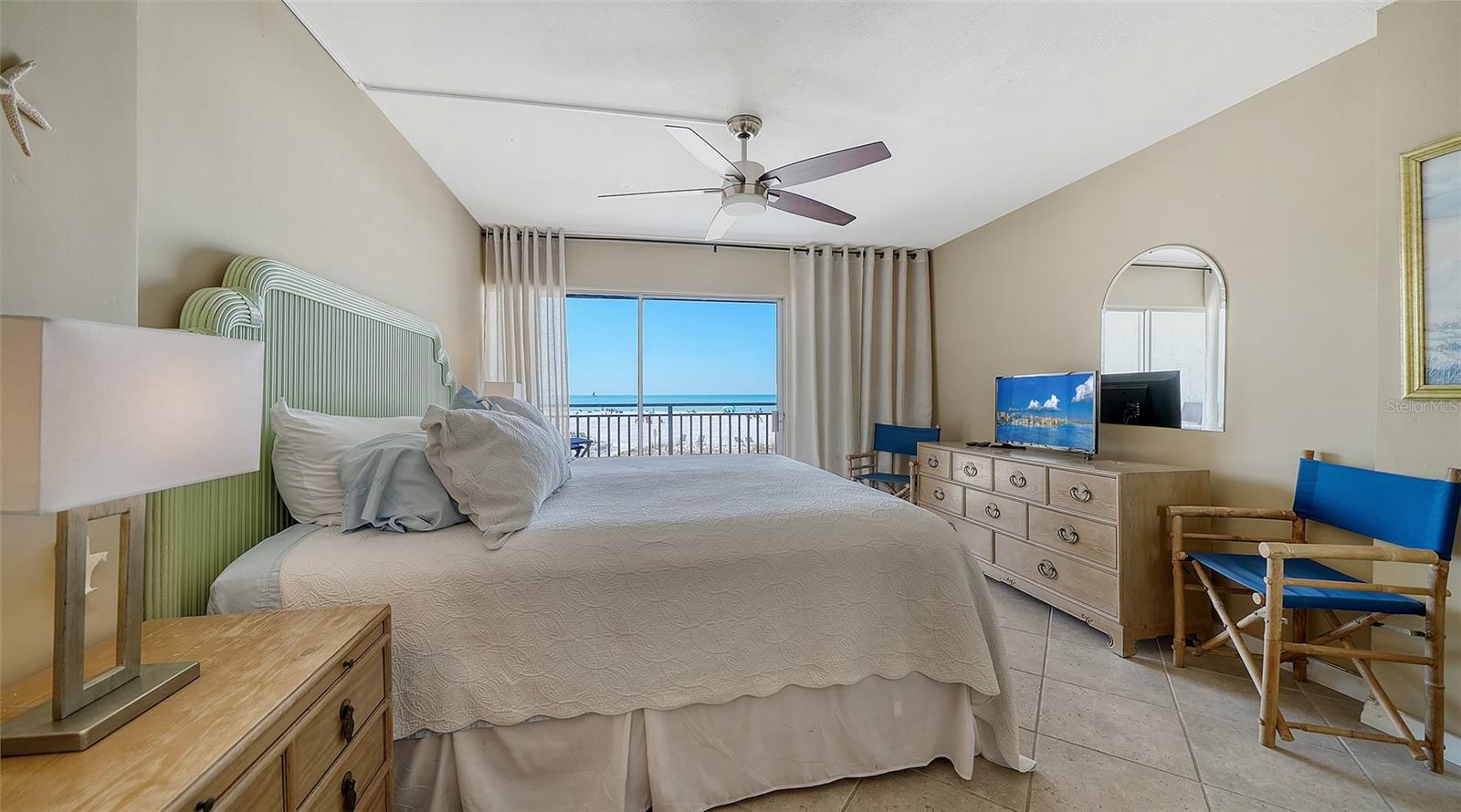 19 WHISPERING SANDS DR ##204