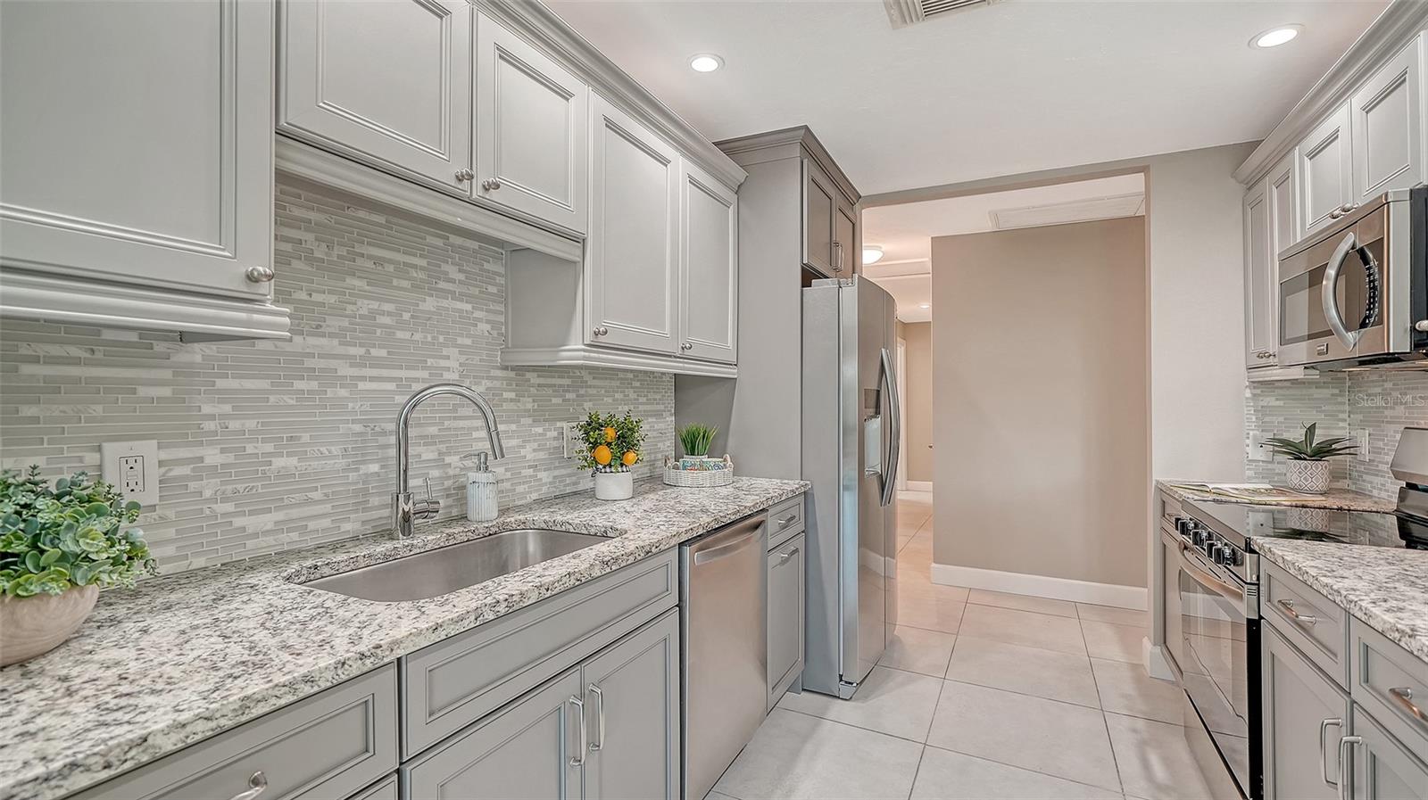 113 WHISPERING SANDS DR #V47