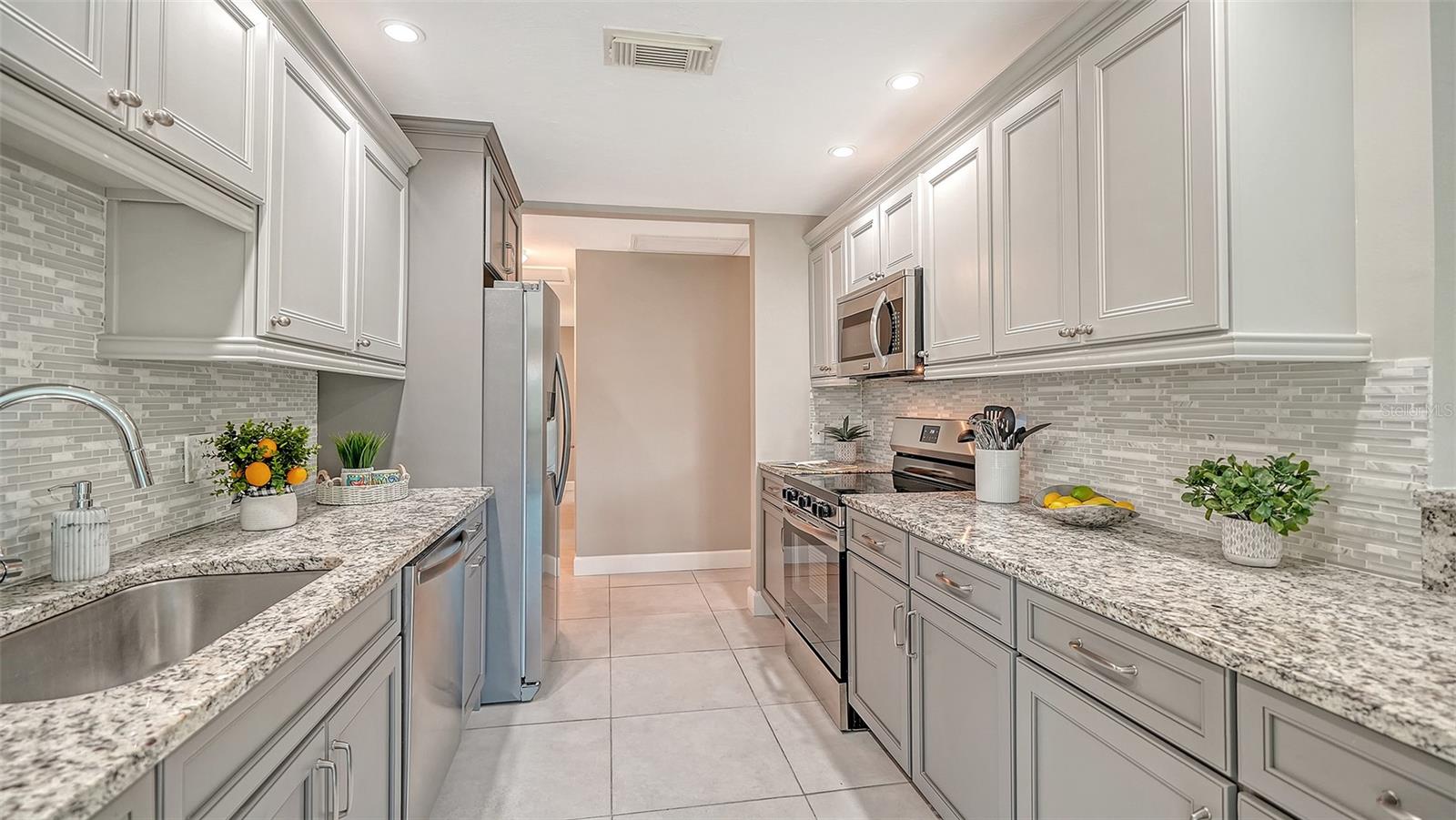 113 WHISPERING SANDS DR #V47