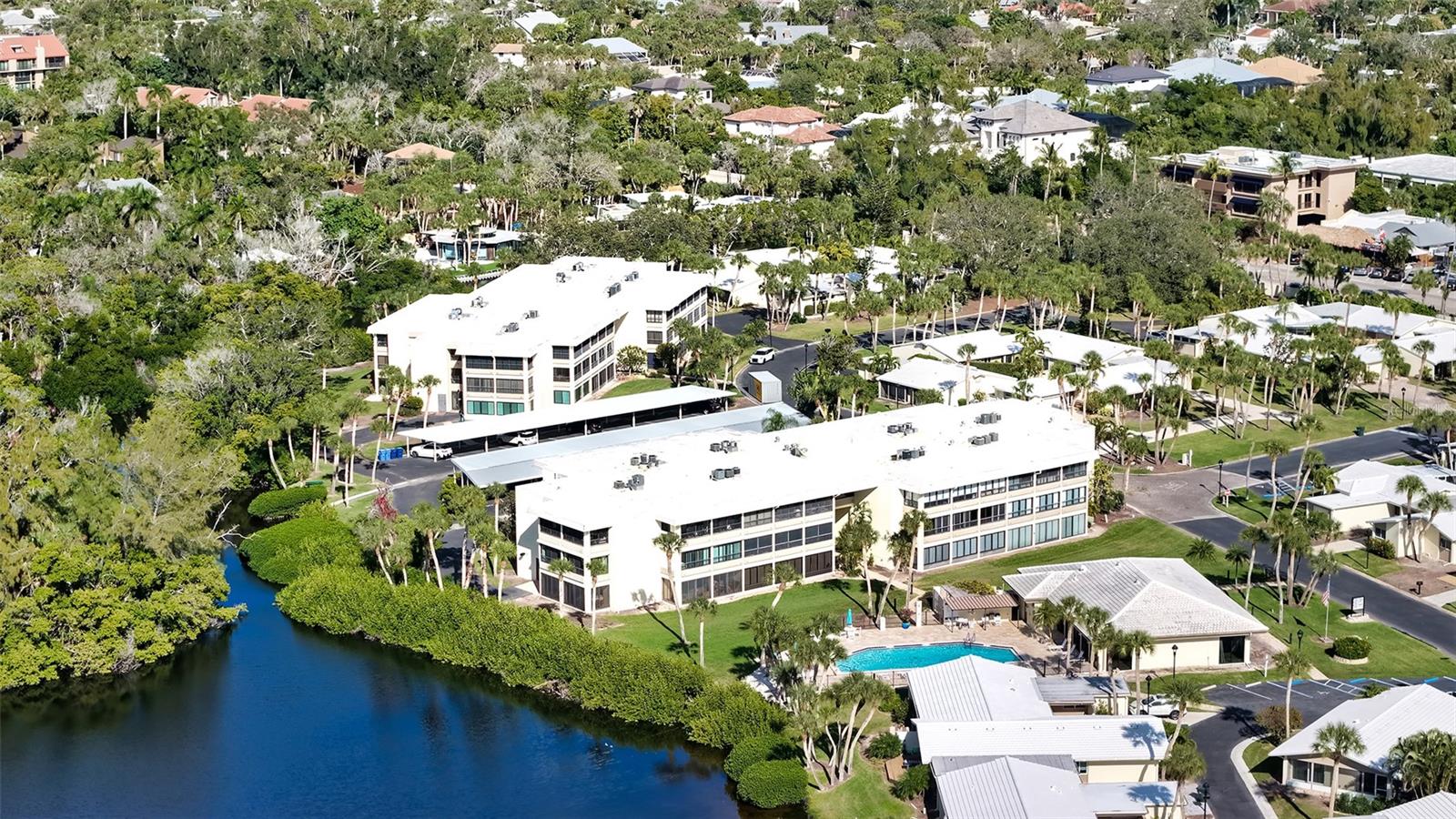 199 WHISPERING SANDS DR #204