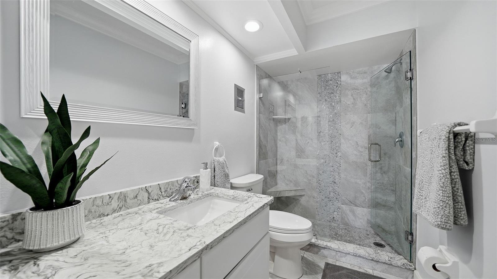 199 WHISPERING SANDS DR #204