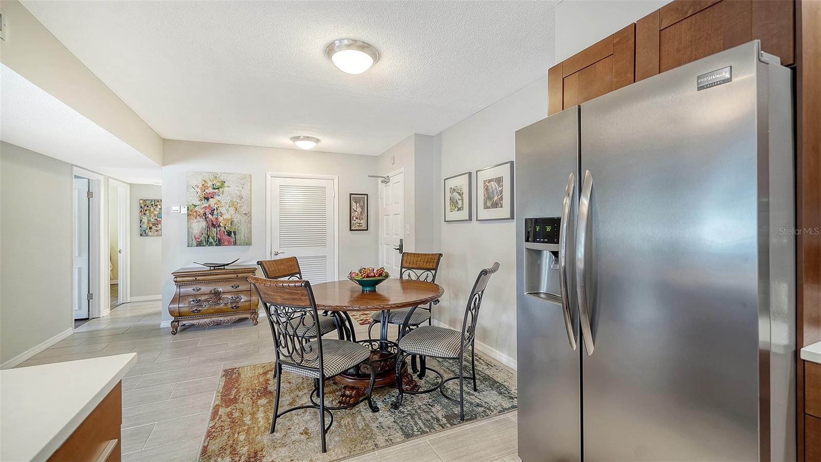 225 HOURGLASS WAY #202
