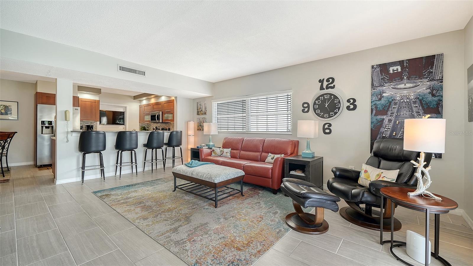 225 HOURGLASS WAY #202