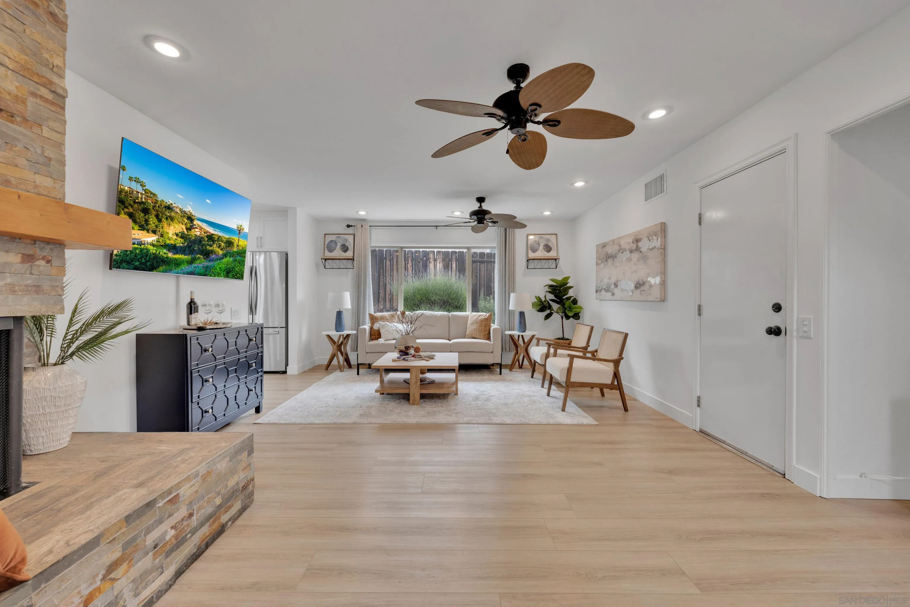 14318 Sandown Ct