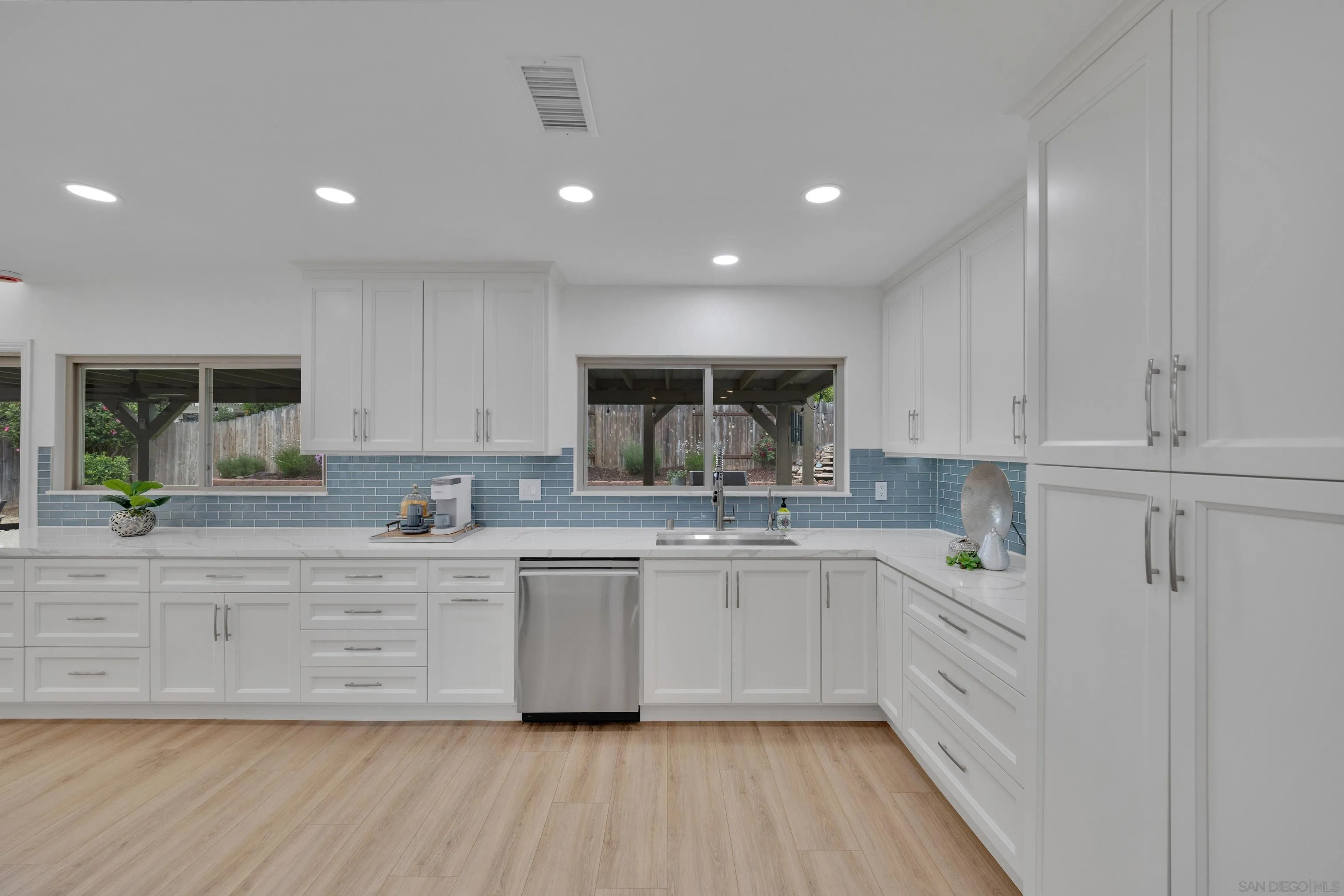 14318 Sandown Ct