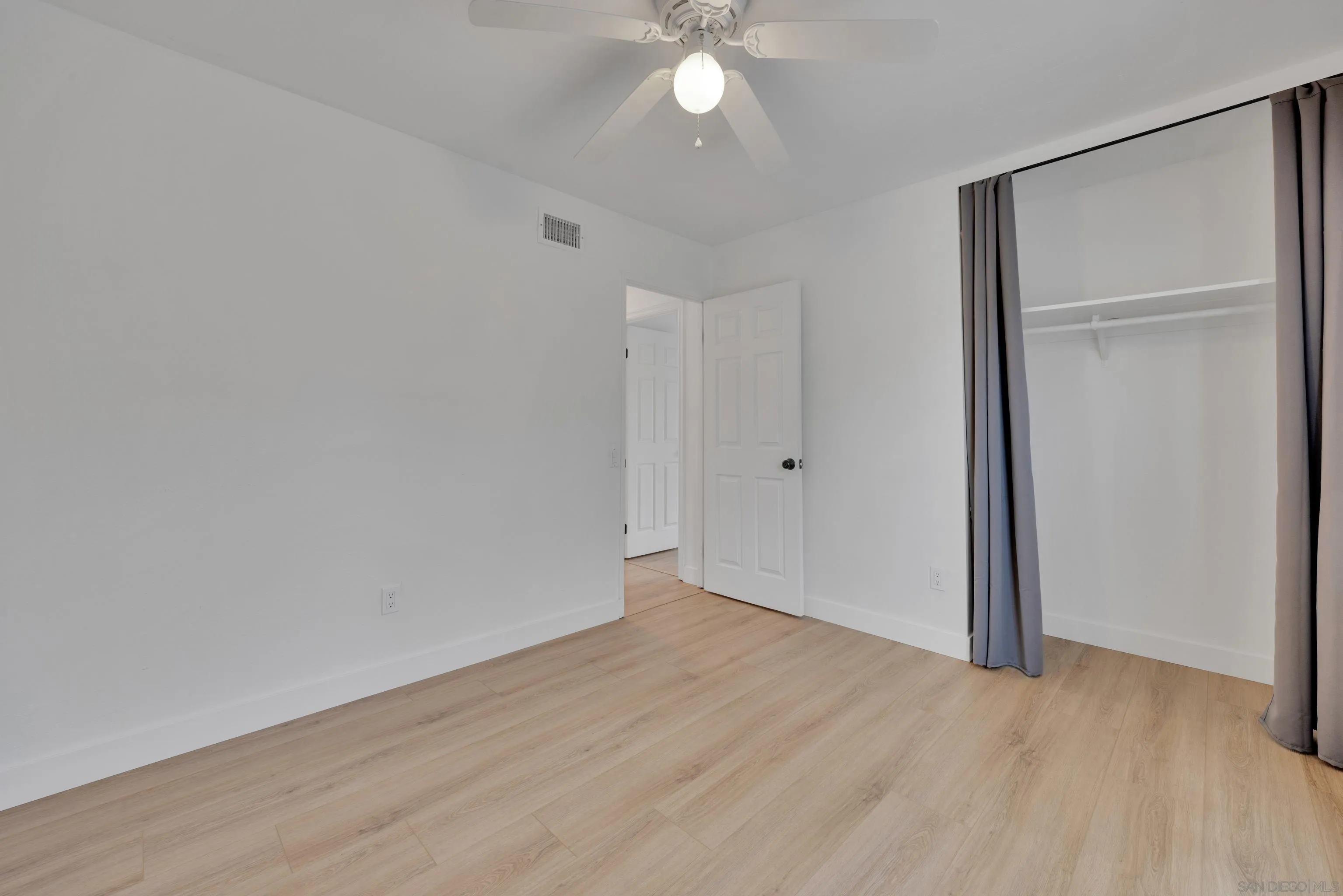 14318 Sandown Ct