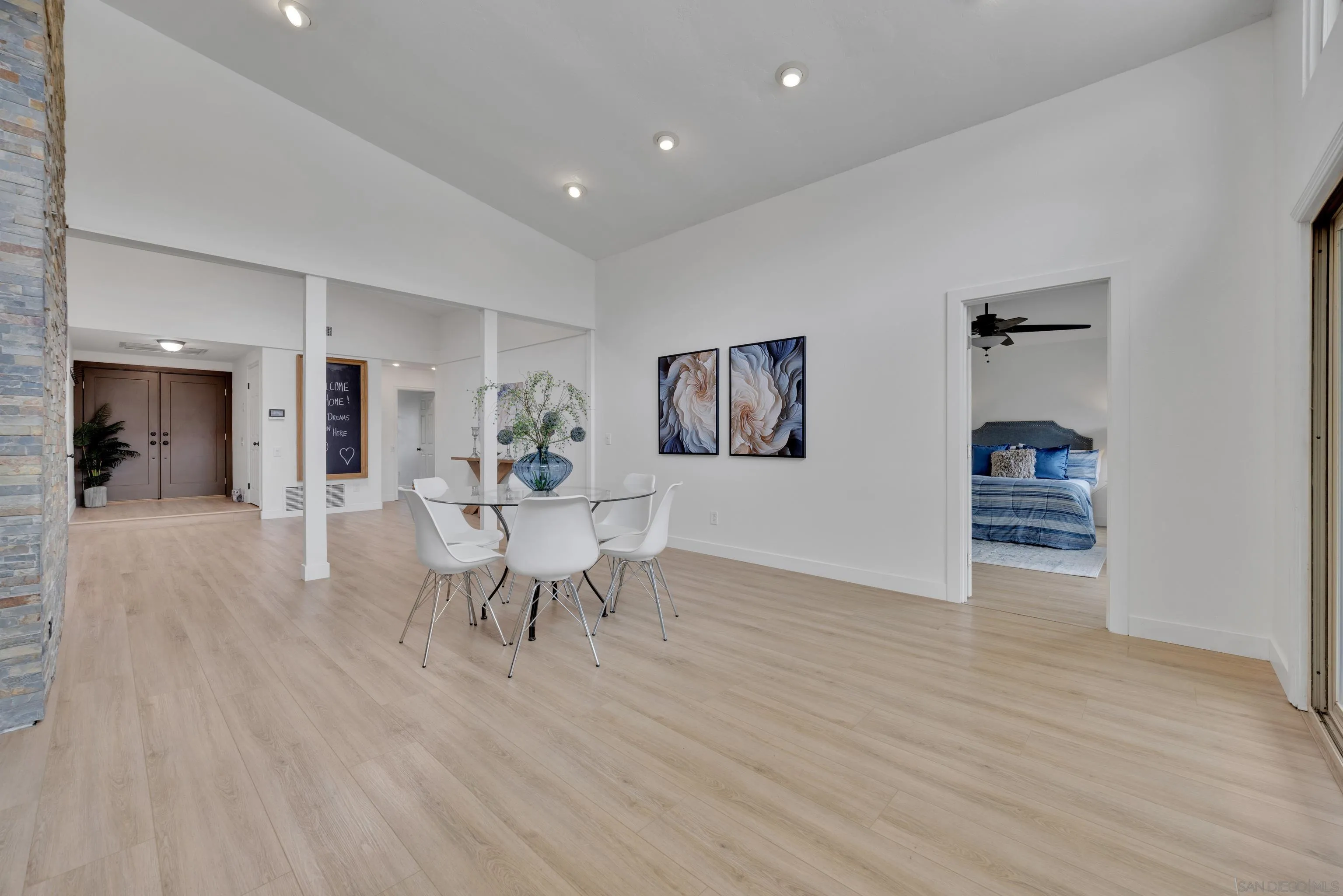 14318 Sandown Ct
