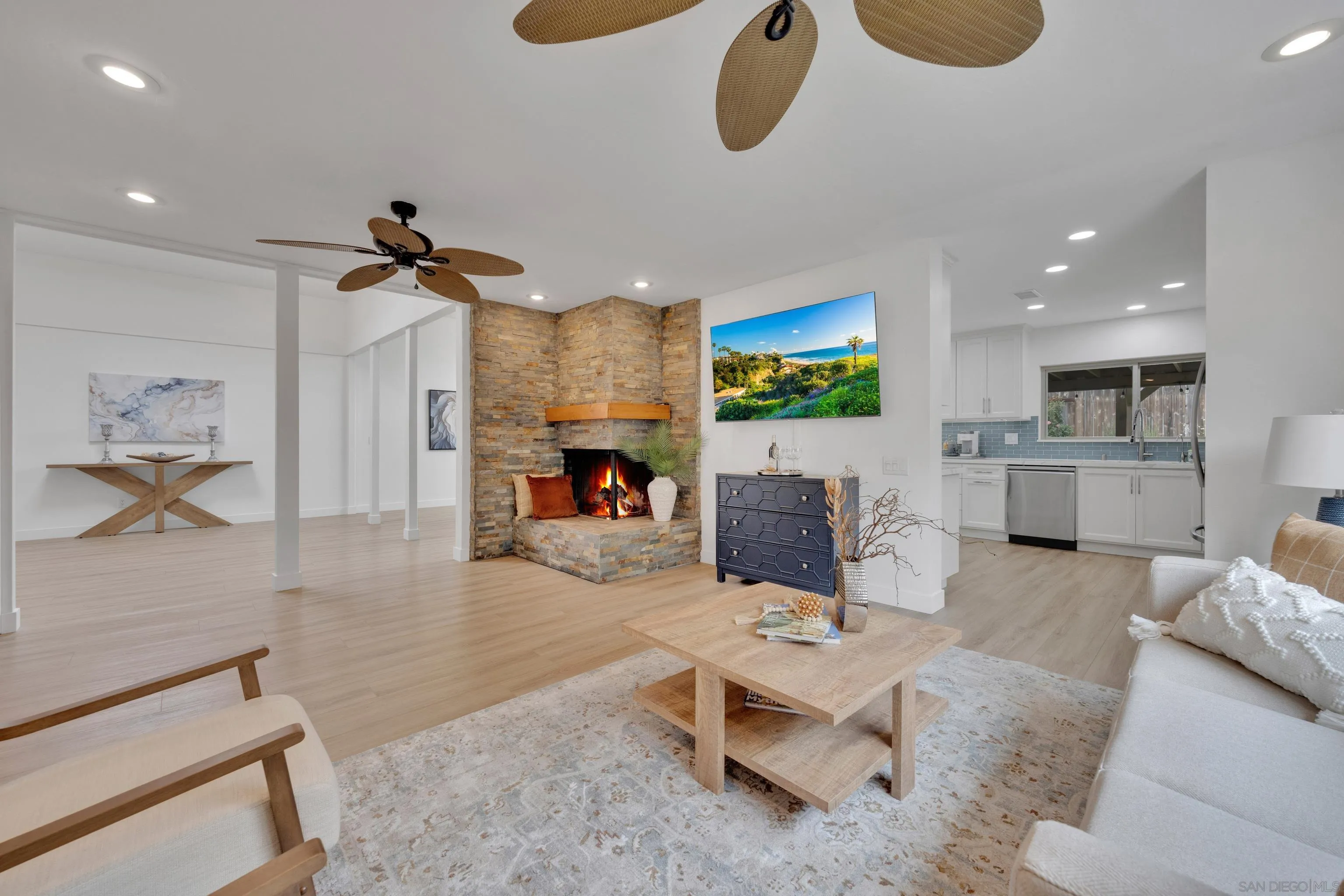 14318 Sandown Ct