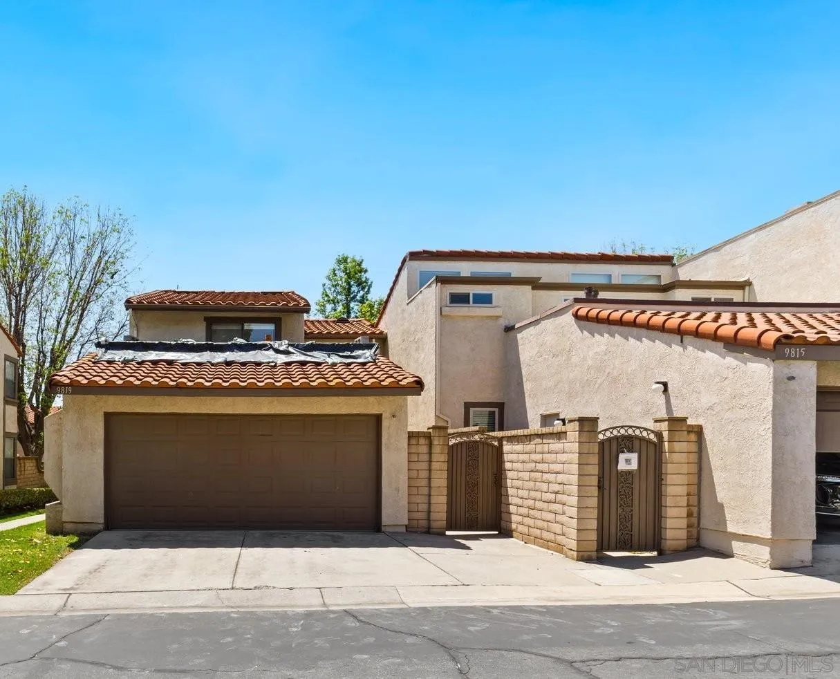 9819 Mariposa Dr