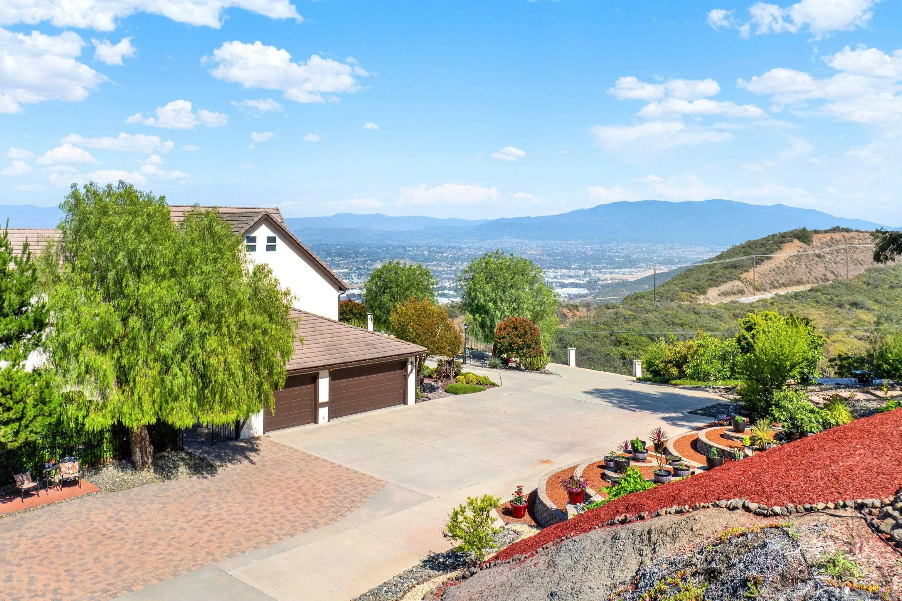 26780 Camino Seco