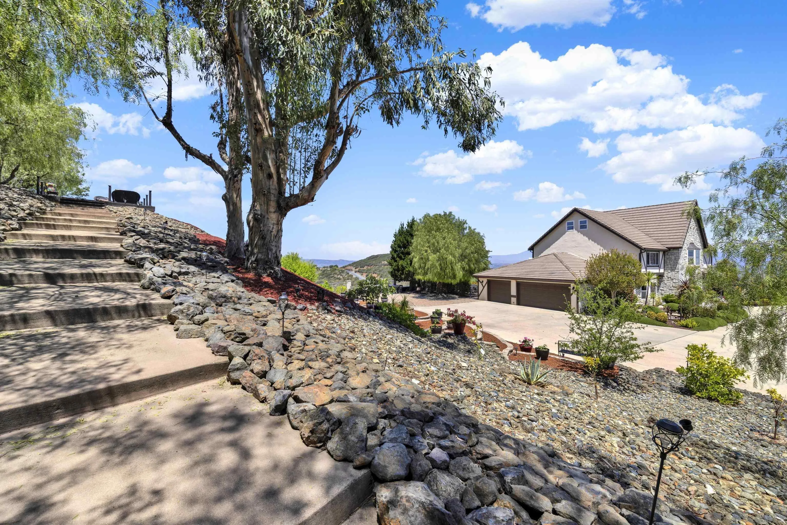 26780 Camino Seco