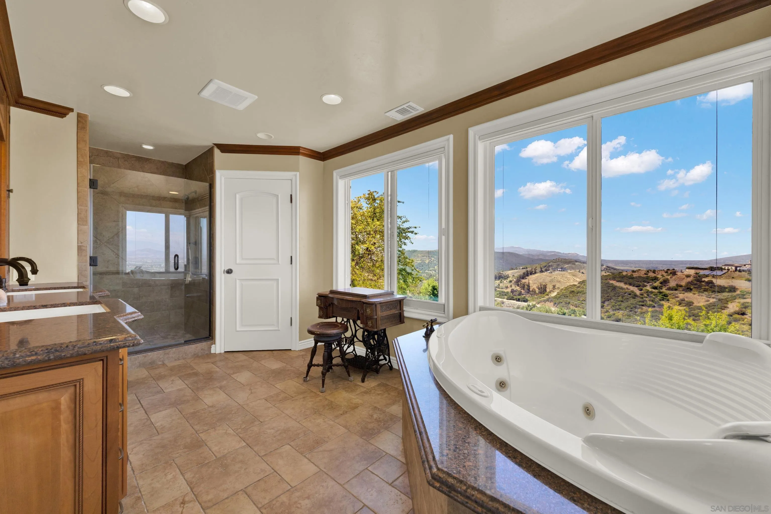 26780 Camino Seco