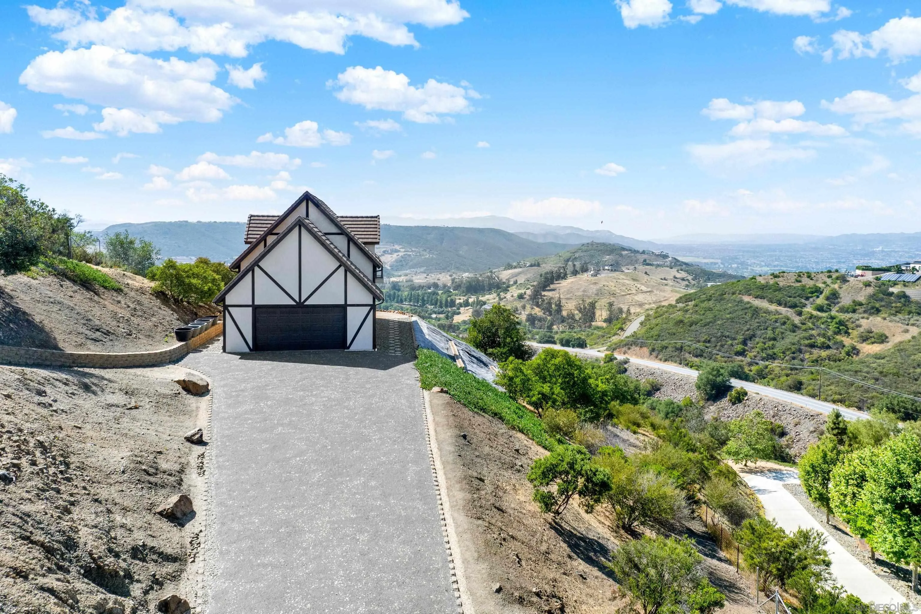 26780 Camino Seco