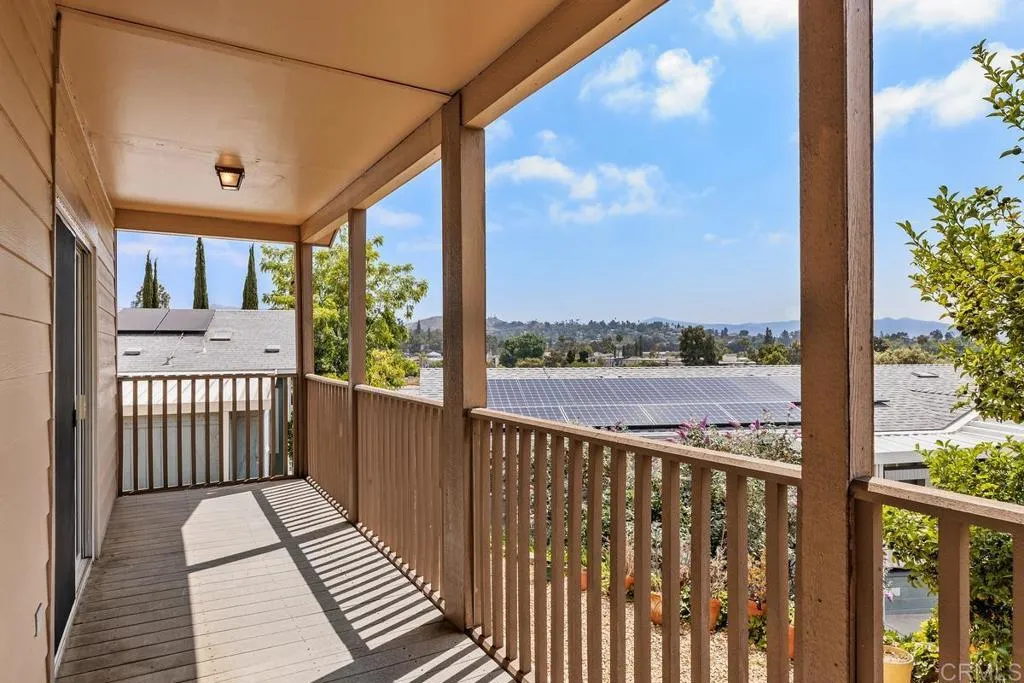 525 W El Norte Parkway Unit 70