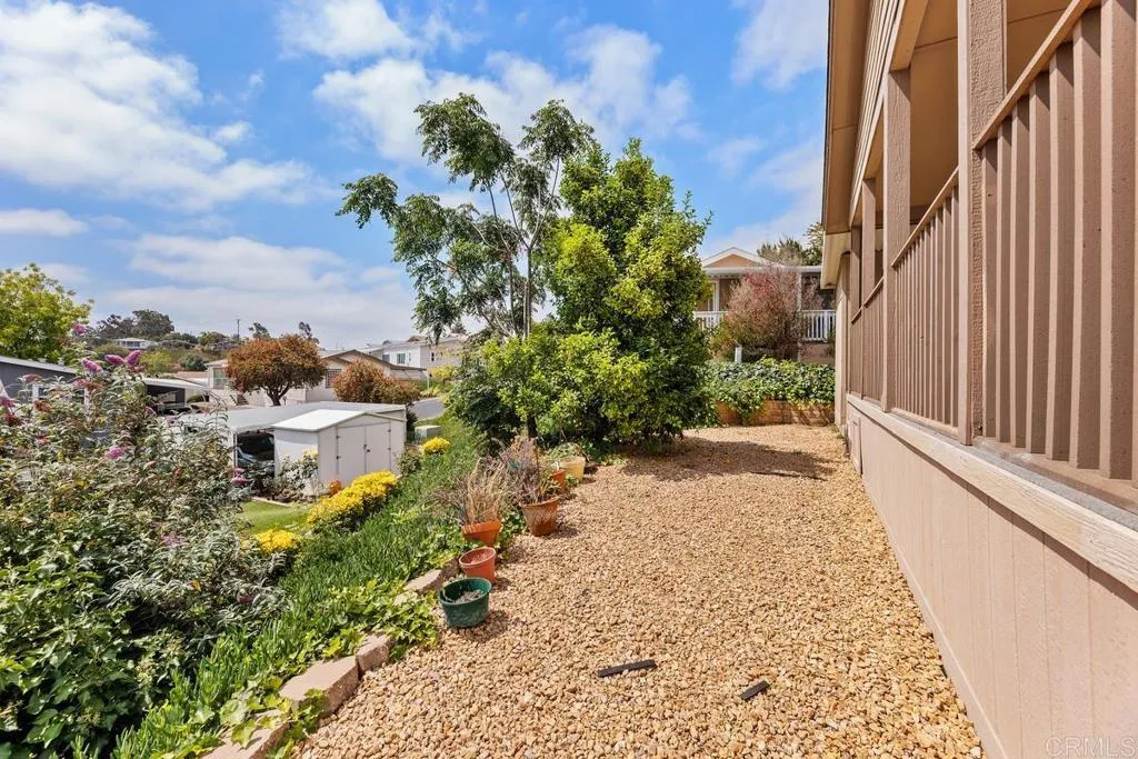 525 W El Norte Parkway Unit 70