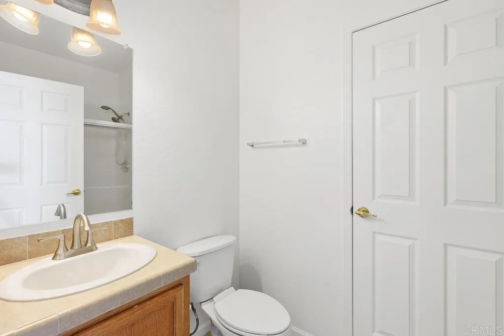 525 W El Norte Parkway Unit 70