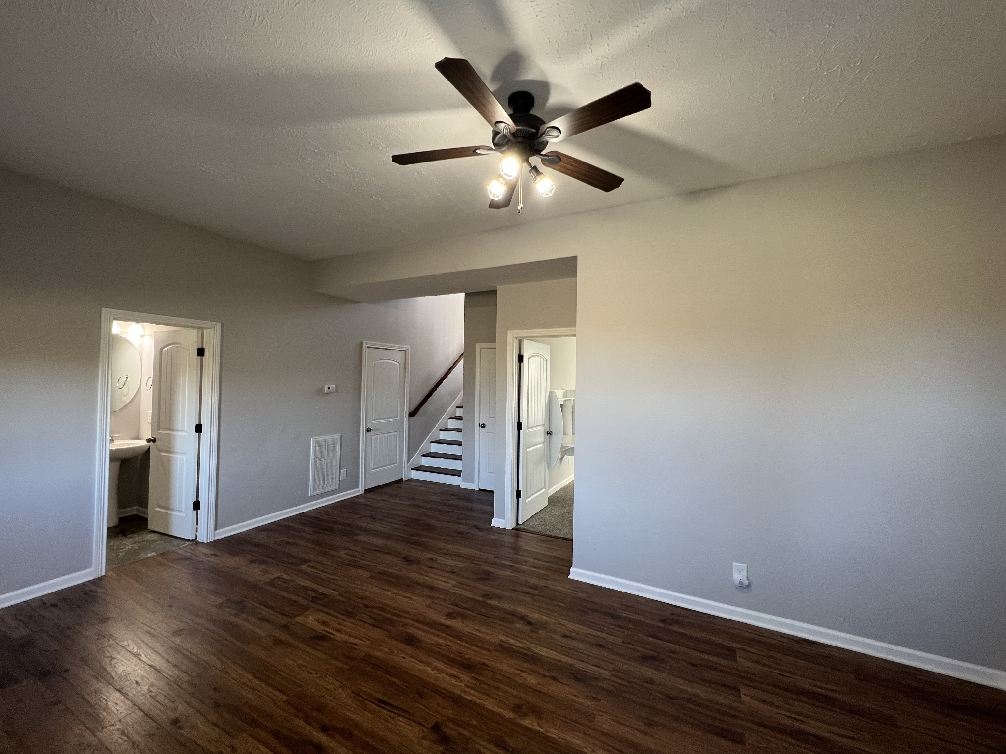 4855 Devers Rd