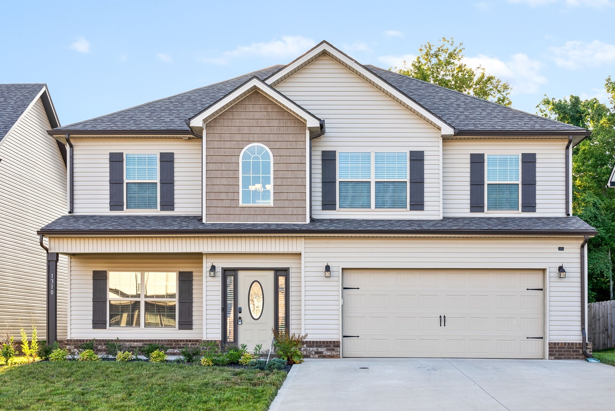 1310 Dan Brown Dr