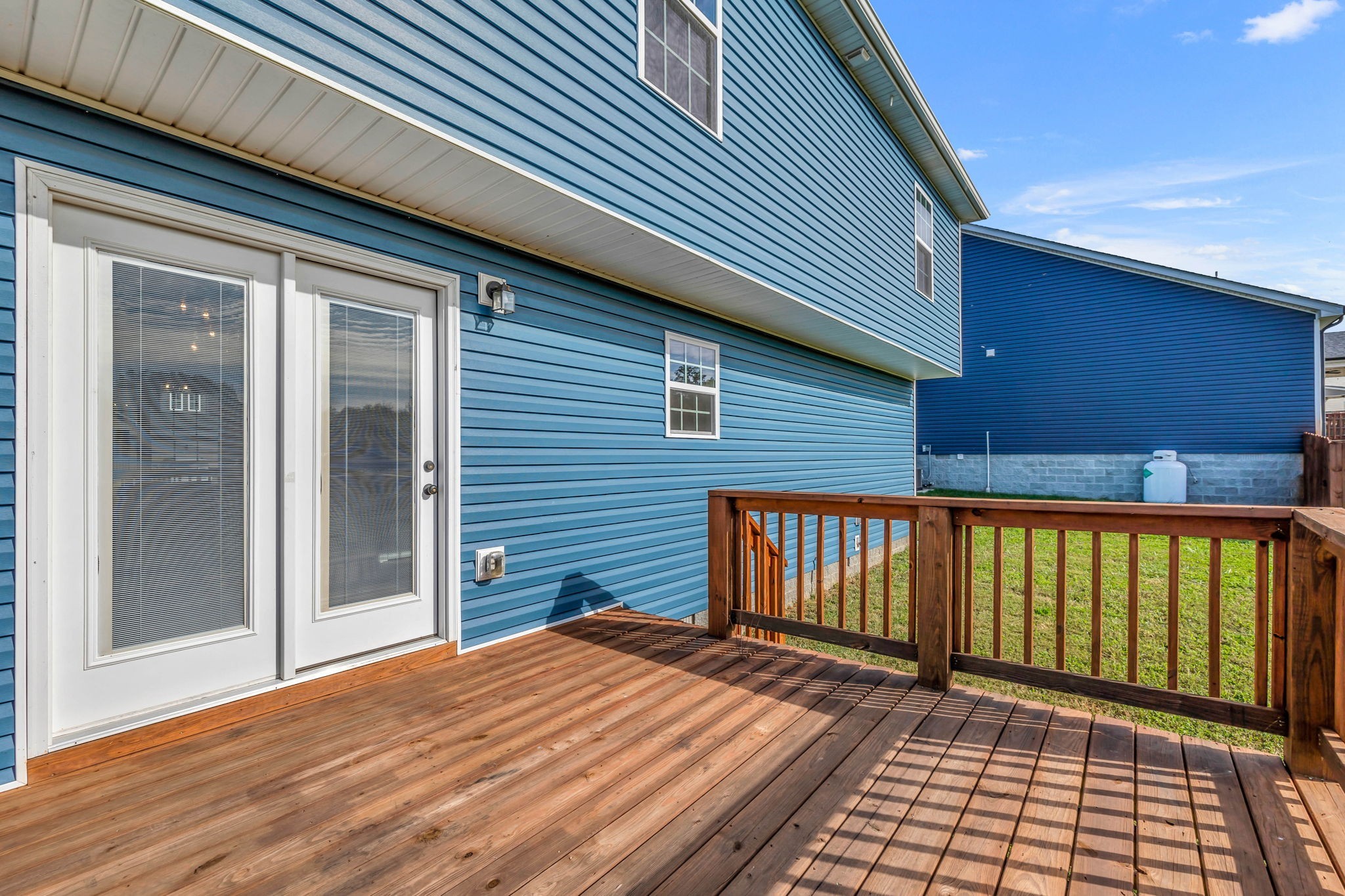 1352 Sussex Dr