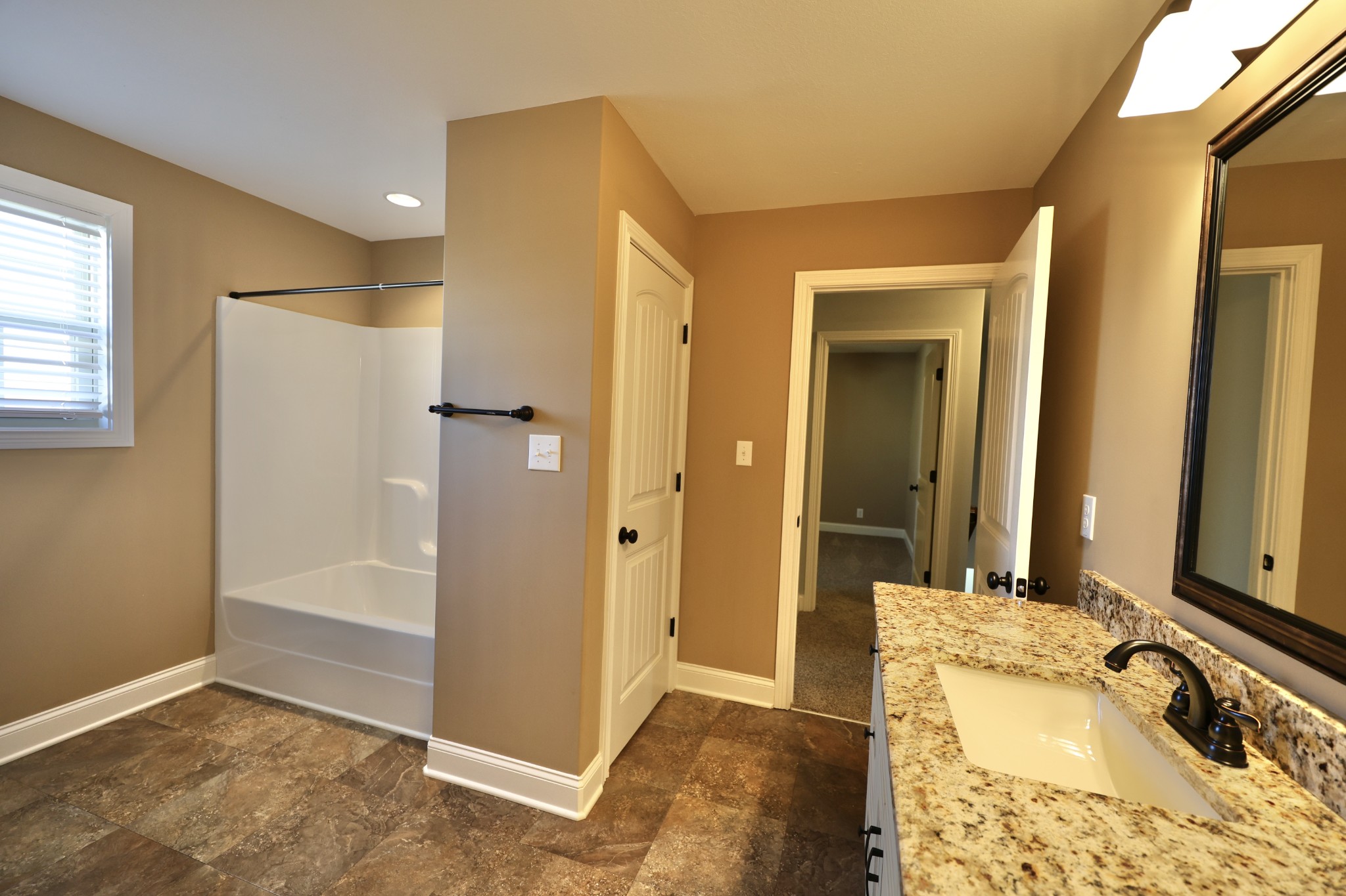 309 Ellington Dr