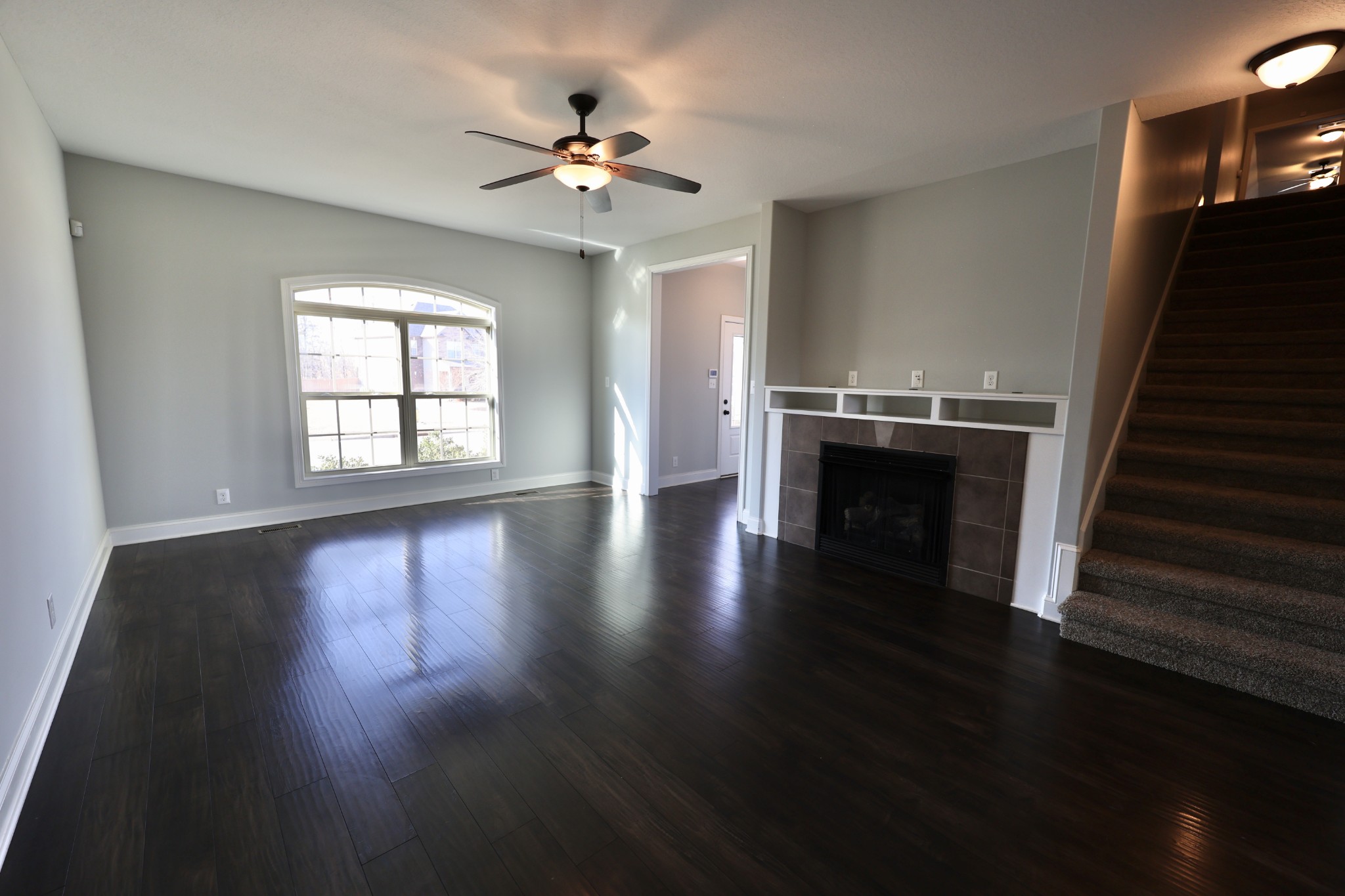 309 Ellington Dr