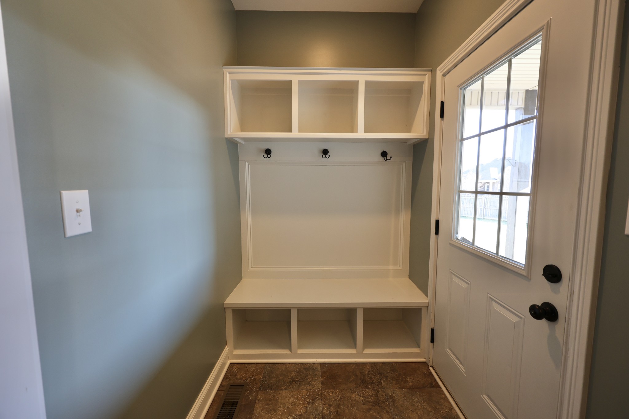 309 Ellington Dr