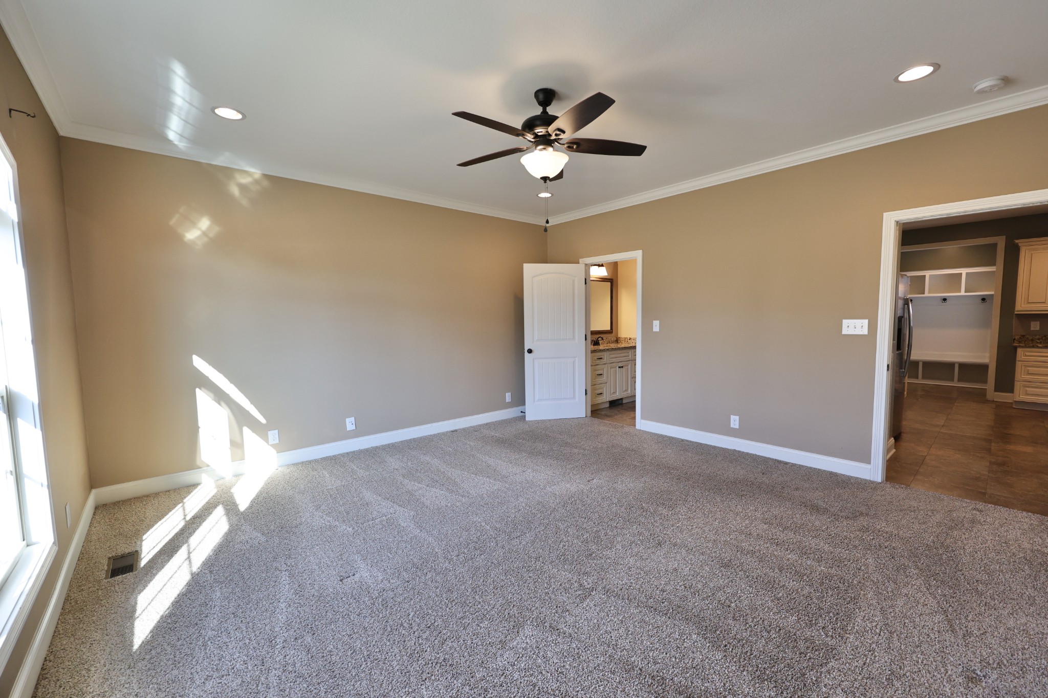 309 Ellington Dr