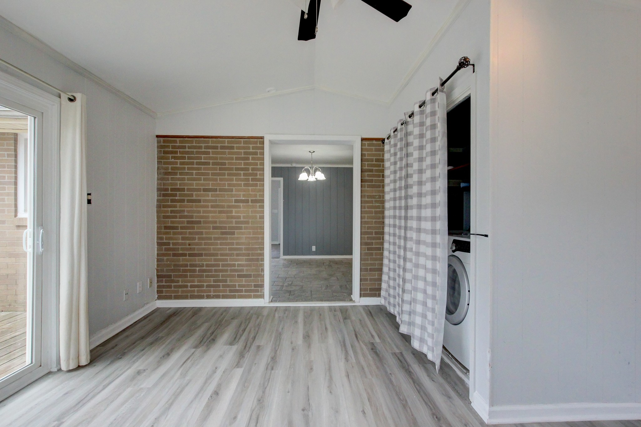 126 Forest Hills Dr