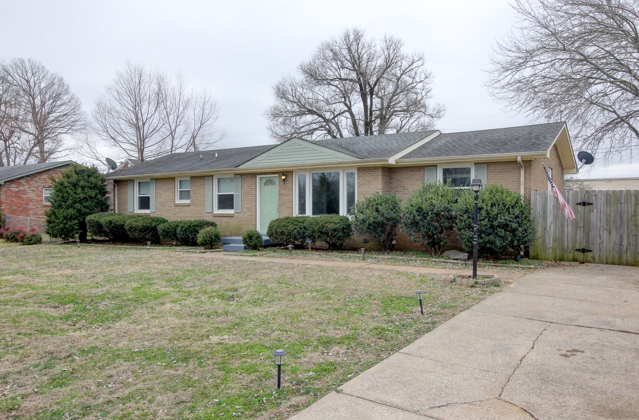126 Forest Hills Dr