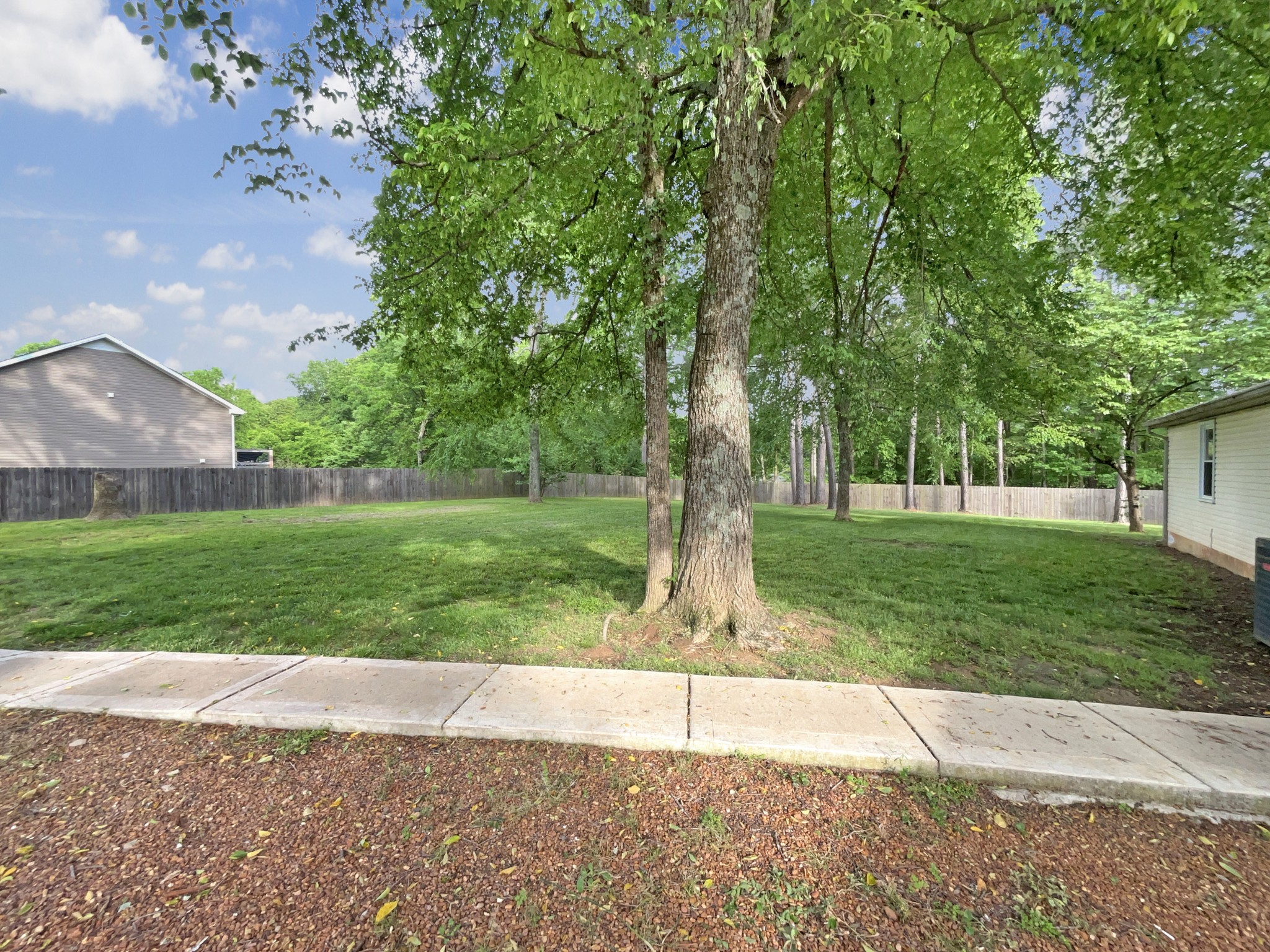 2139 River Rd