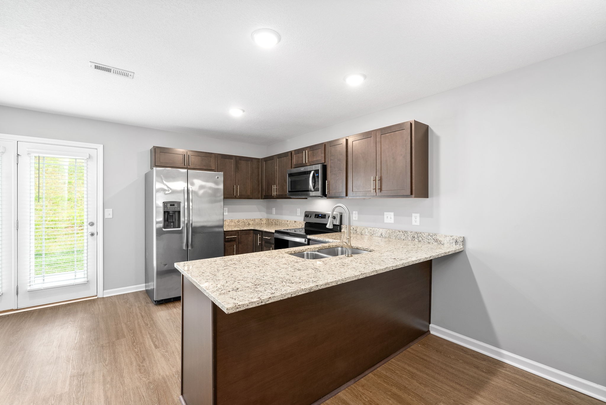 230 Woodland Valley Ln