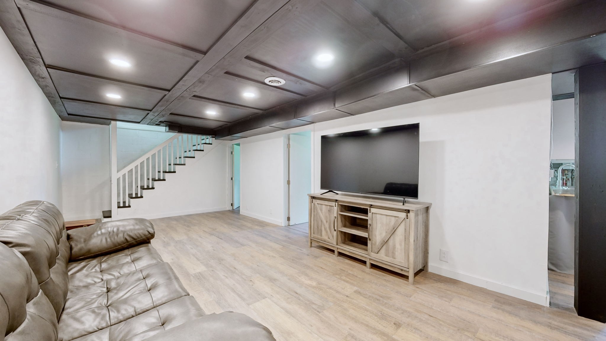 538 Paula Dr