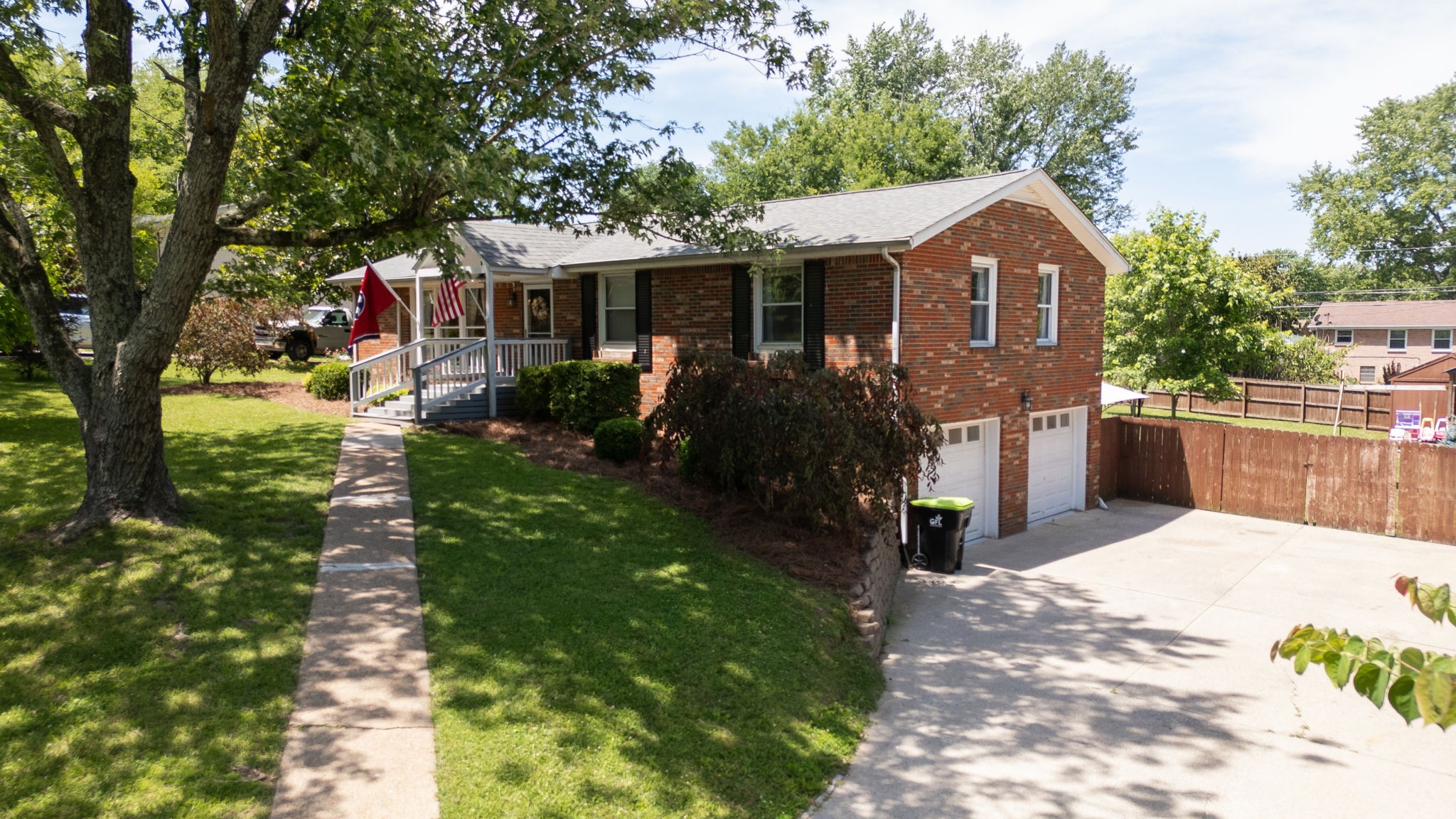 538 Paula Dr