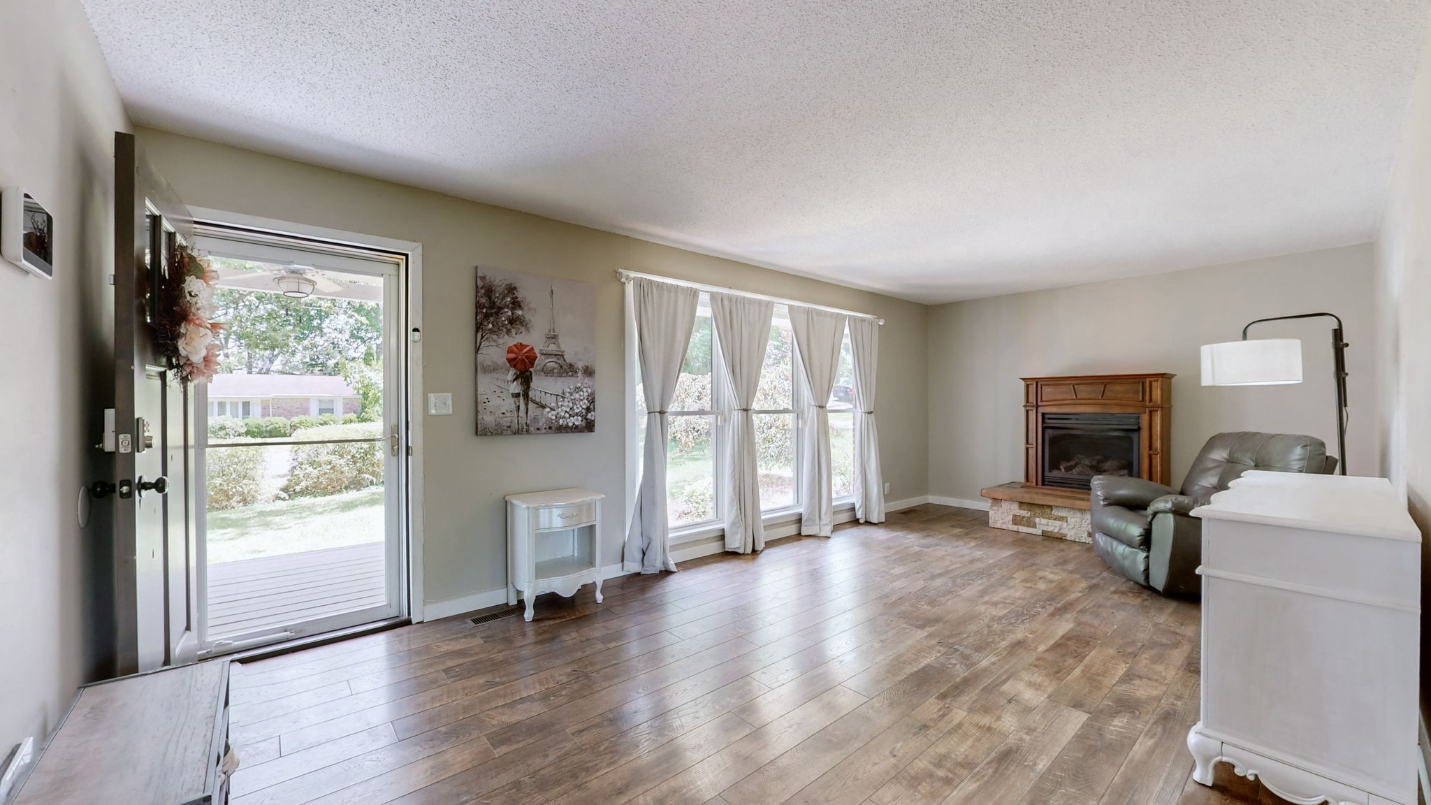 538 Paula Dr
