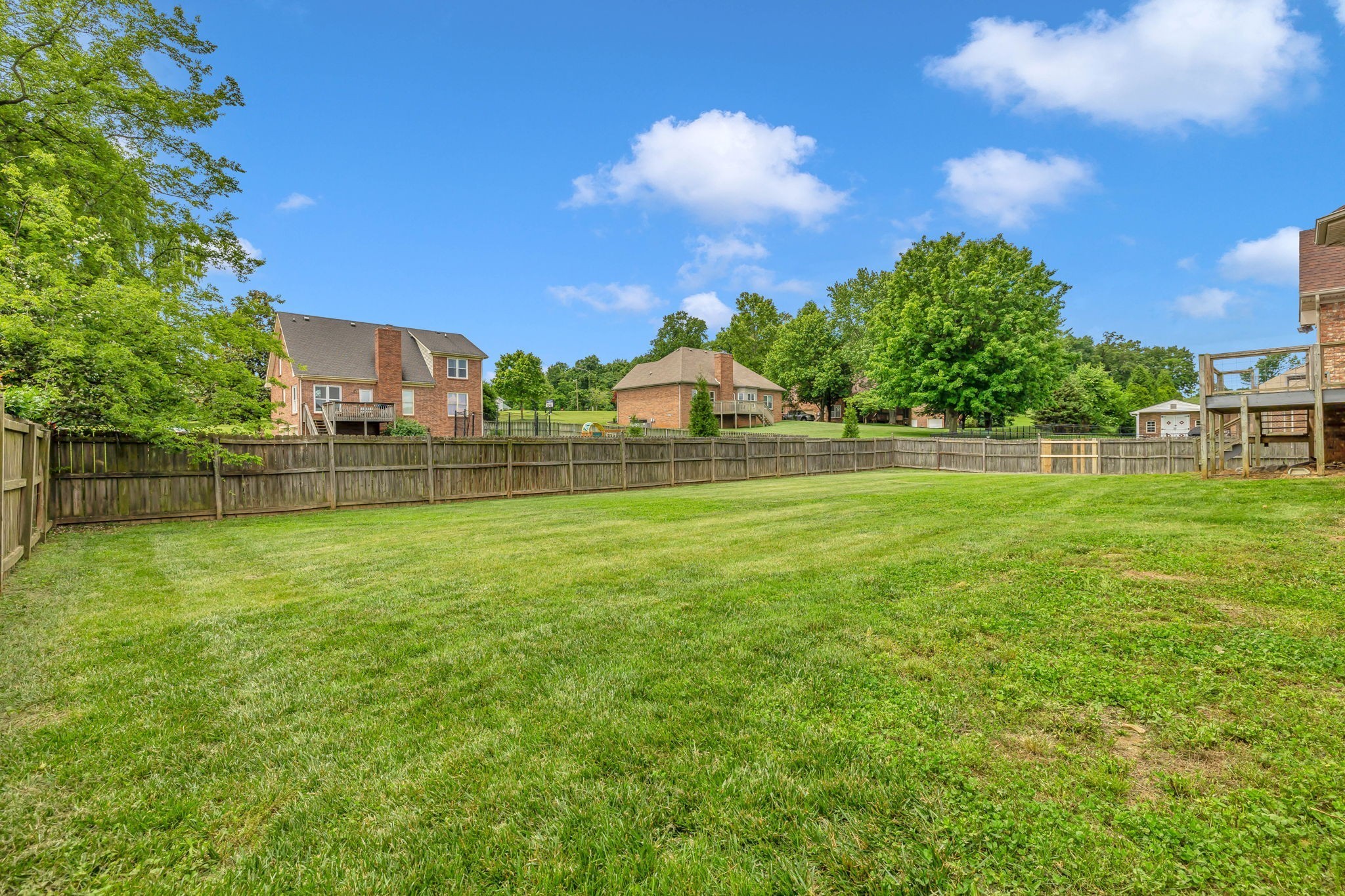 4268 N Woodstock Dr
