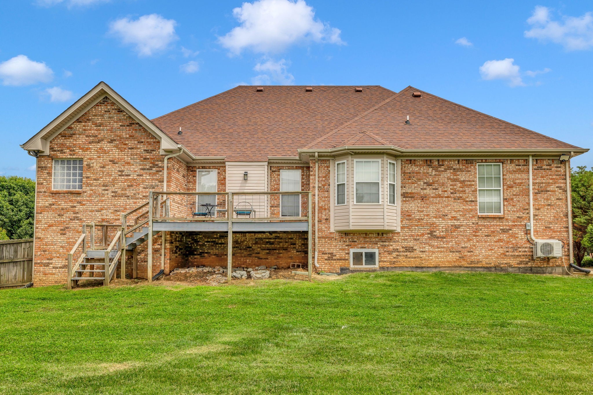 4268 N Woodstock Dr