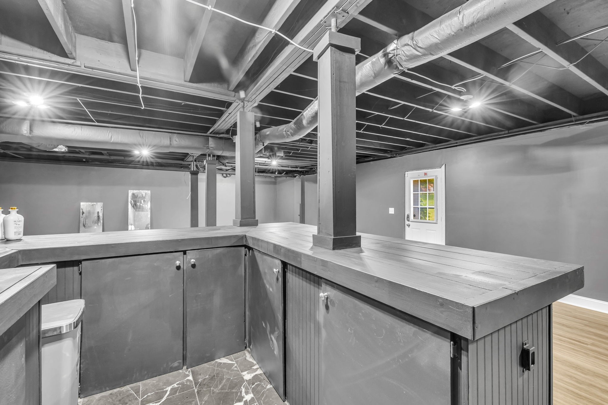 4268 N Woodstock Dr